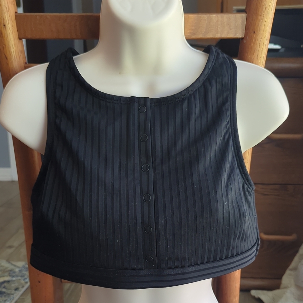 Shade & Shore Black Ribbed Button Tank Top